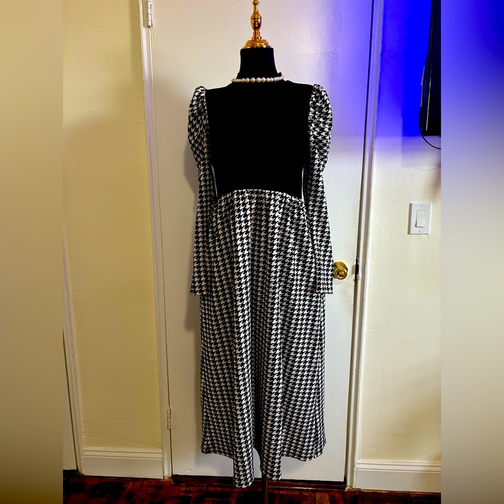 Elegant Black and White Houndstooth Dress